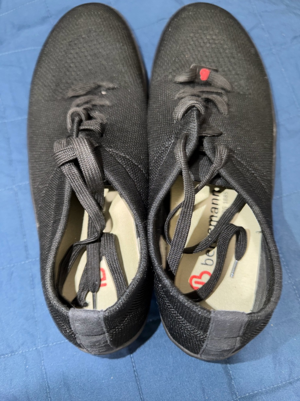 Black Women's Breathable Knit Lace-Up Sneakers -